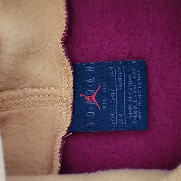 Nike Air Jordan Hoodie - Picture 5 of 5